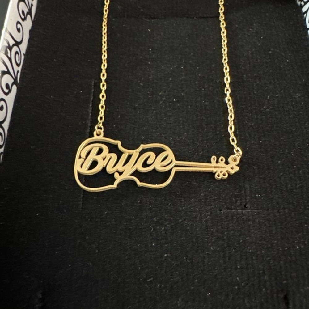 Colar personalizado com símbol - Musical Instrument With Names avaliação e preço
